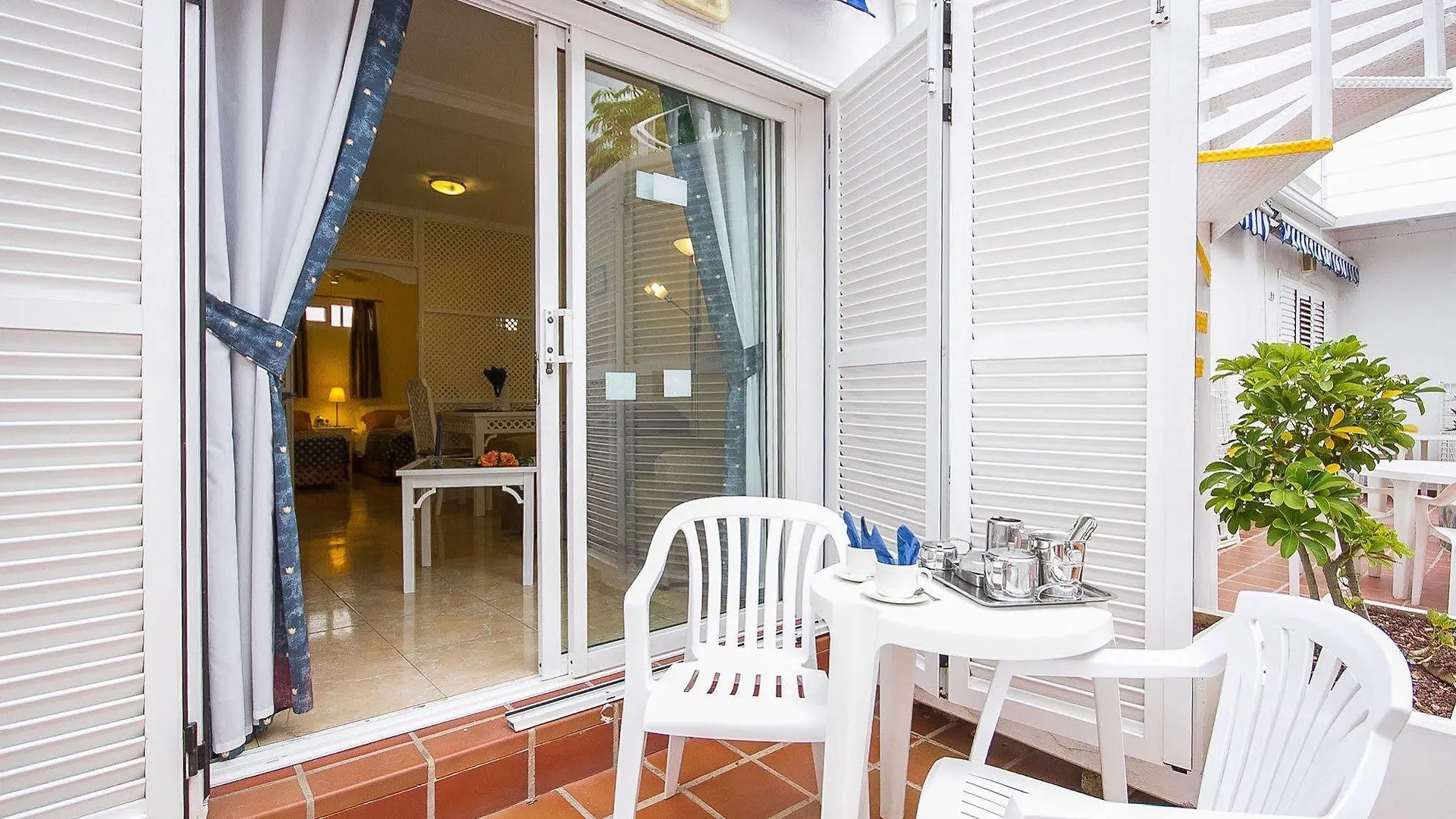 Ona Los Claveles Los Cristianos  Lejlighedshotel Los Cristianos (Tenerife)